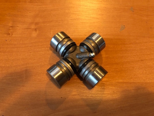 Uaz, Gaz ochranné manžety na nápravu predám - 18