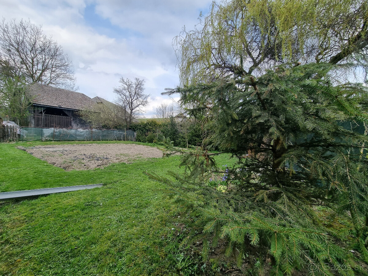 RODINNÝ DOM, STODOLA A POZEMOK 834m2 PODKYLAVA -MYJAVA VOĽNÝ - 18