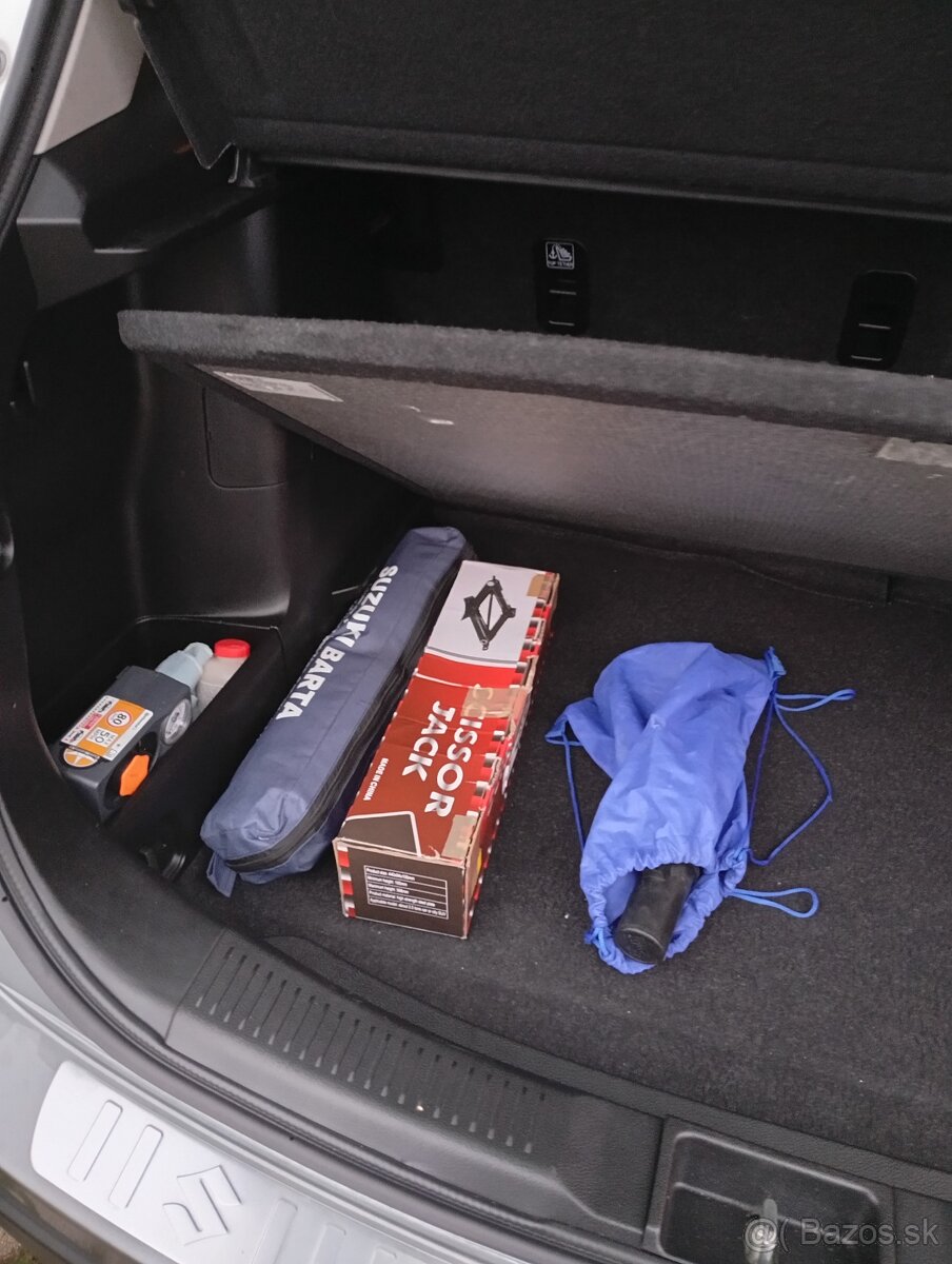 Predam Suzuki S-cross Premium1,4 Hybrid s tažnym zariadenim. - 18