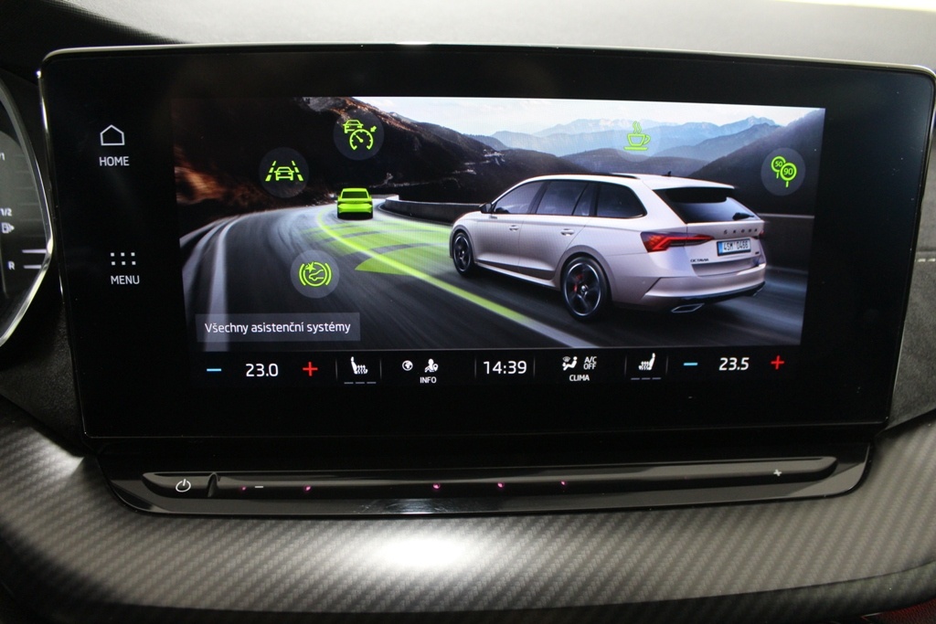 Škoda Octavia Combi 2.0 TDI RS DSG - 18