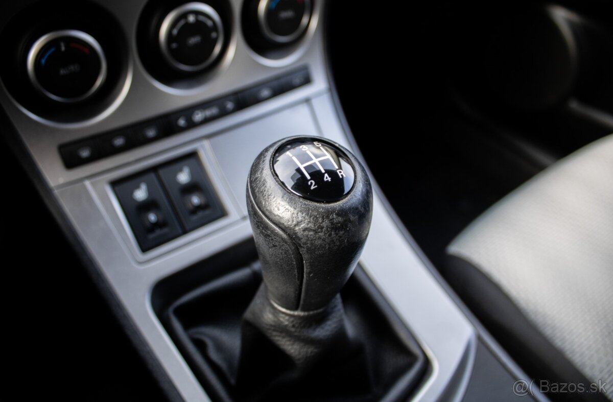 Mazda 3 1.6, 77kW (2010) - 18