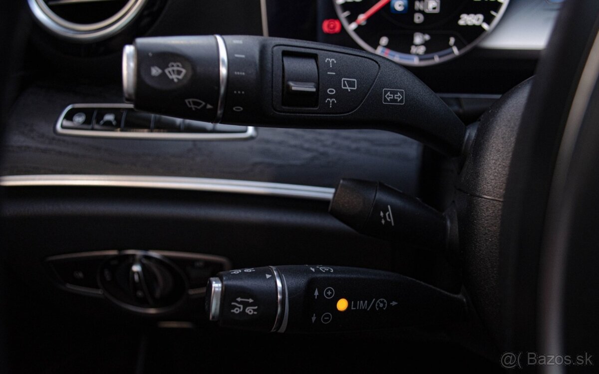 Mercedes Benz E350d 4x4 AMG - 18