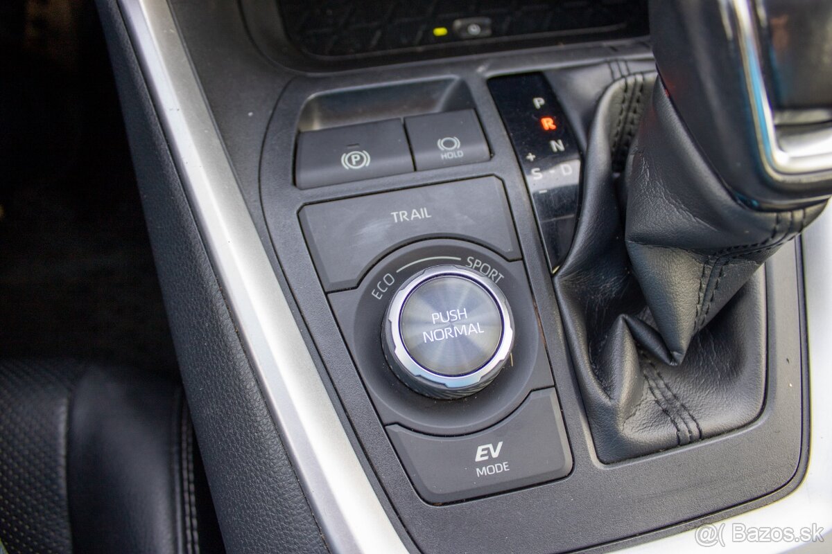 Toyota RAV4 2.5 Hybrid e-CVT, Executive AWD, 131kW, A1 - 18