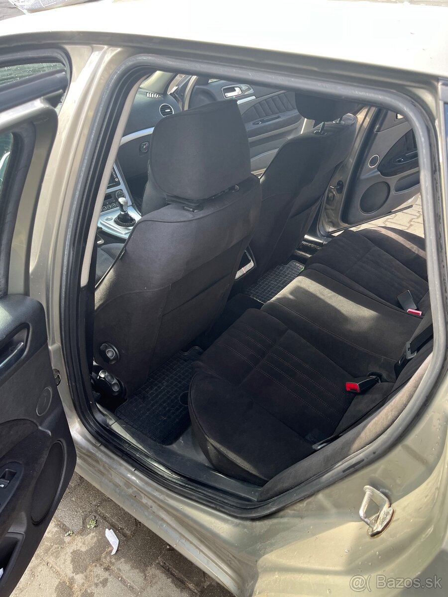 Alfa romeo 159sw 2,2 jts - 18