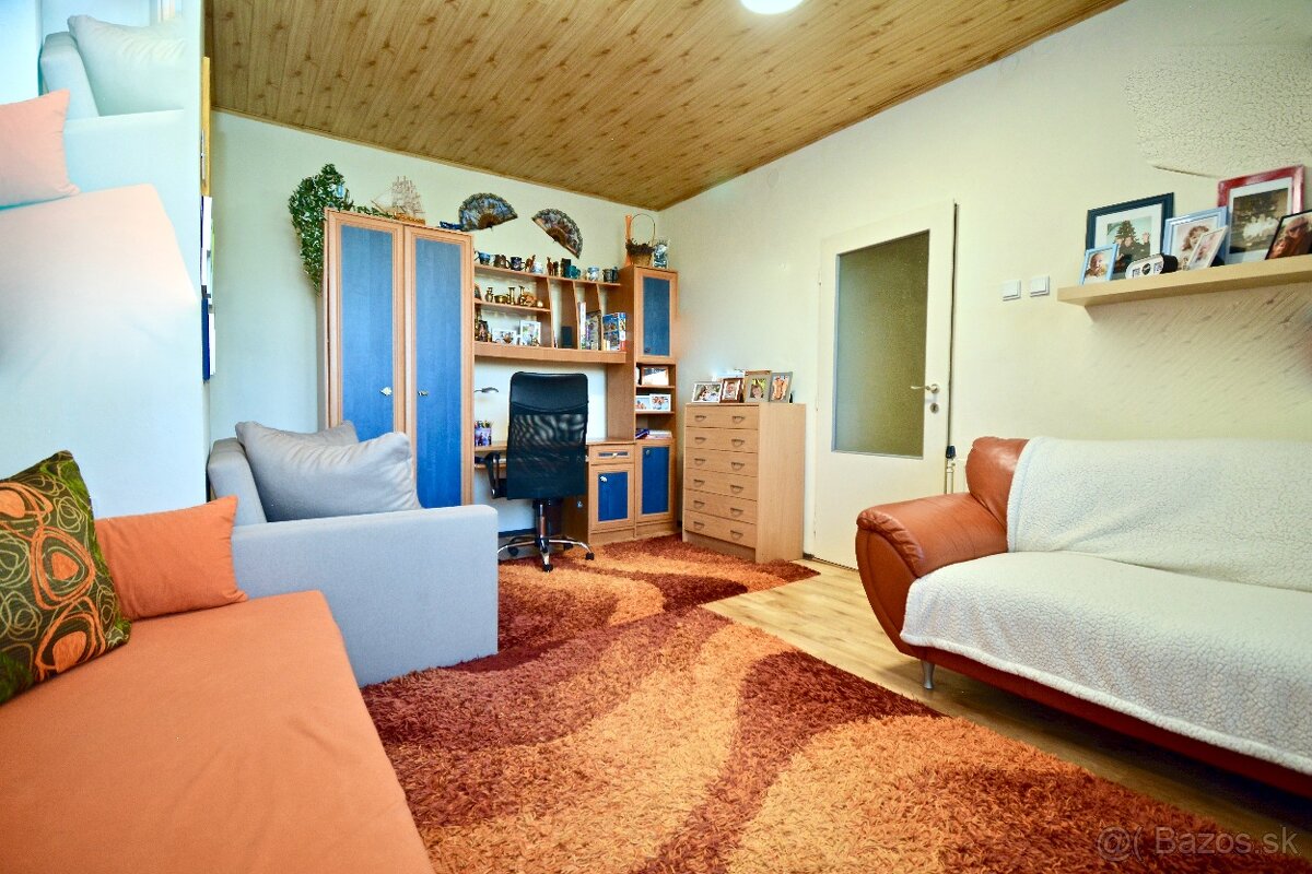 Predaj 4- izbový rodinný dom s garážou a záhradou - 18