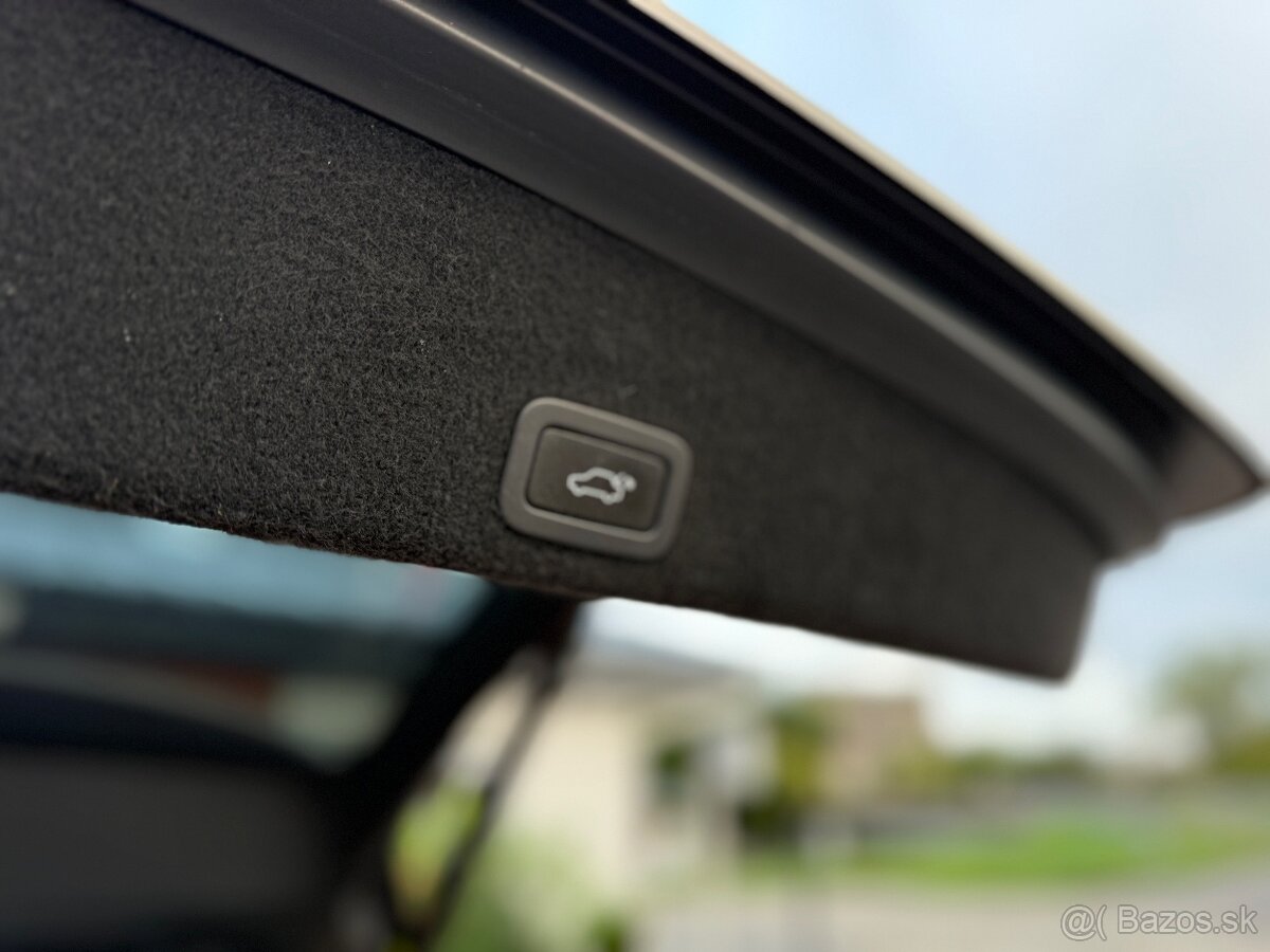 Volvo XC60 D5 2.4L Summum Geartronic AWD - 18