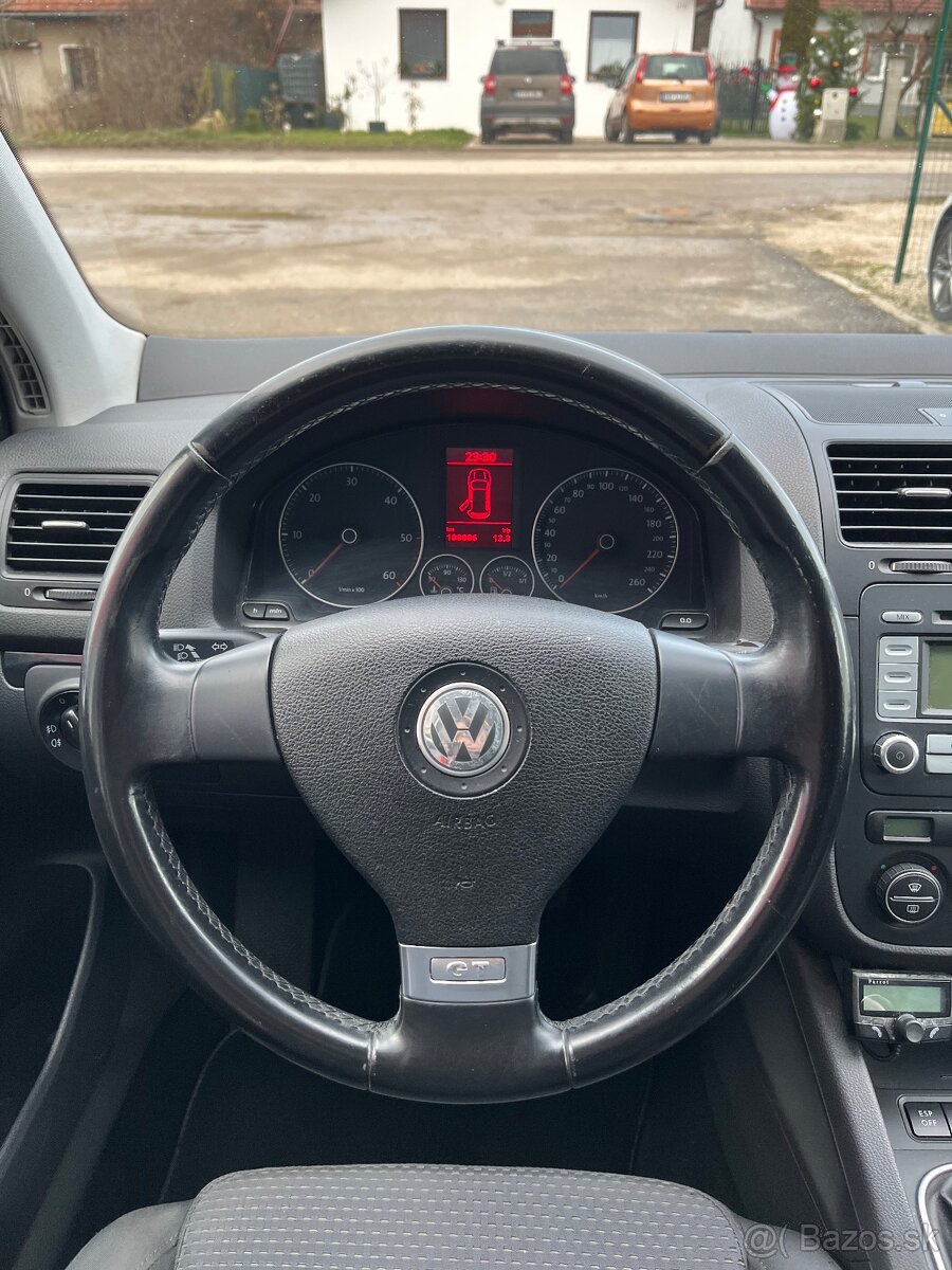Volkswagen Golf 5 1.9 TDI GTsport = 77kW 188102km = - 18