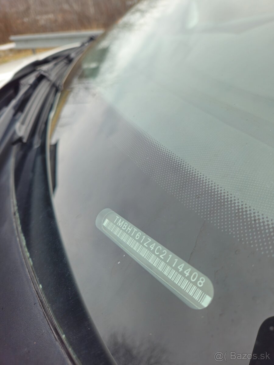 Skoda octavia 1.6tdi 77kw combi 2012 - 18