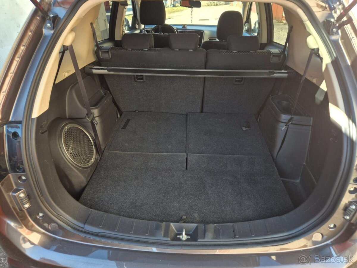 Mitsubishi Outlander 2.2D 4x4 2015 - 18