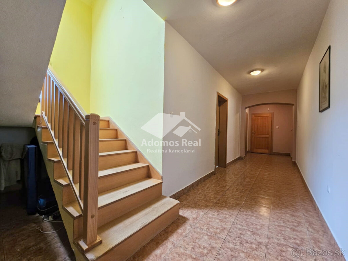7-IZBOVÝ RODINNÝ DOM S BAZÉNOM - SEČOVSKÁ POLIANKA - 18