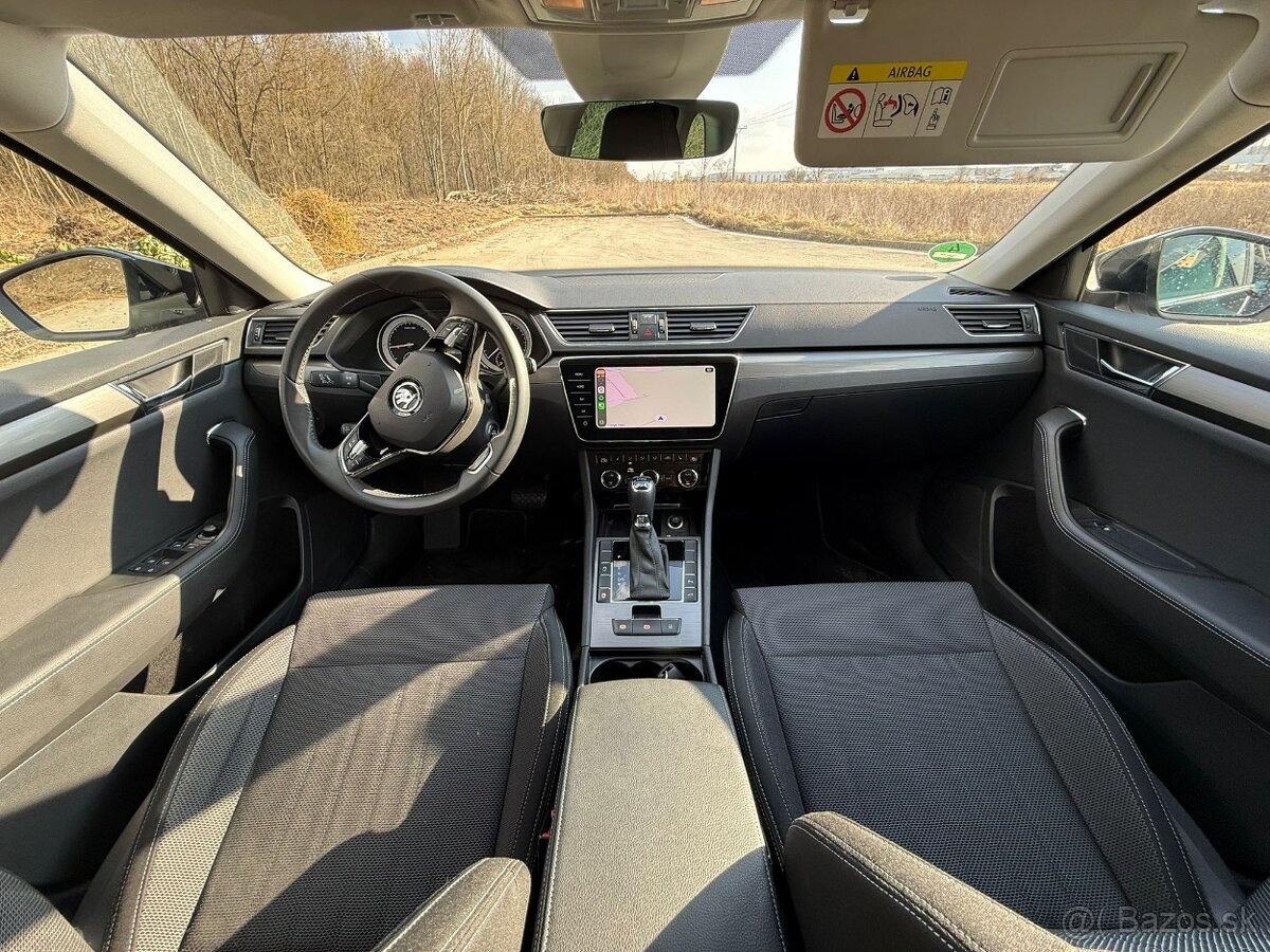 Škoda Superb Combi 2.0 TDI STYLE 4x4 - 18