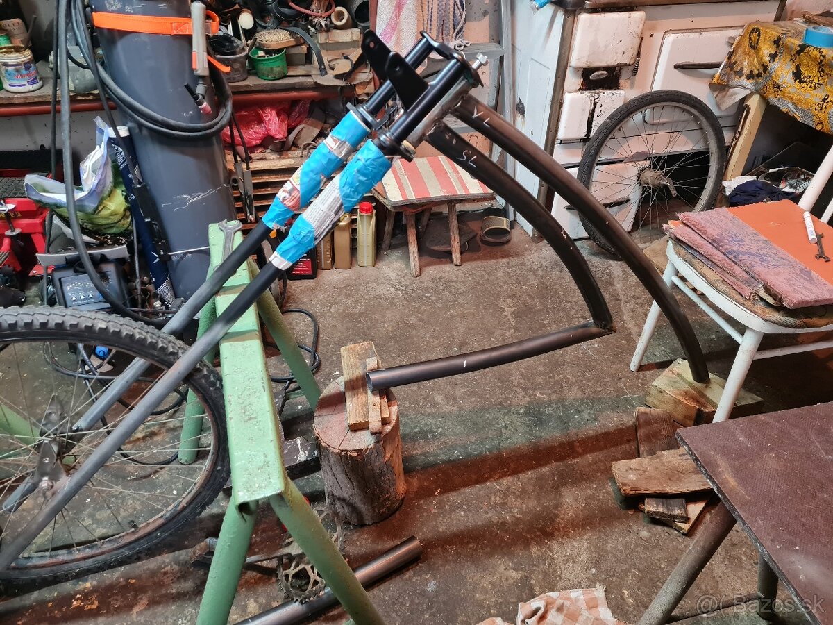 Custom - 18