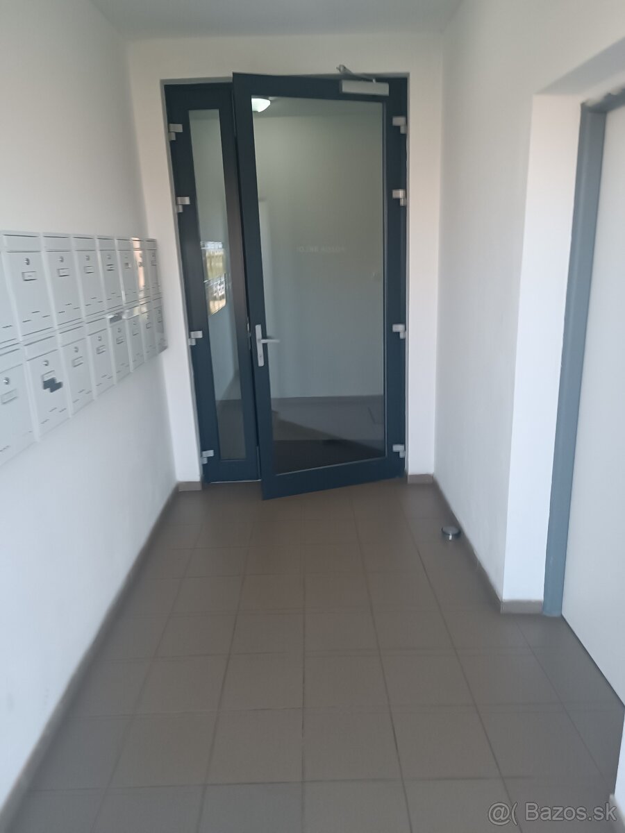 2 izb. byt v novostavbe s vlastným parkov. miestom - 18