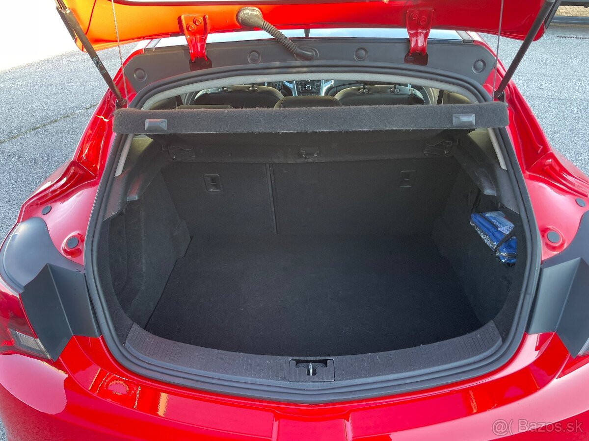 Opel Astra 1.4 turbo benzín GTC AUTOMAT - 18