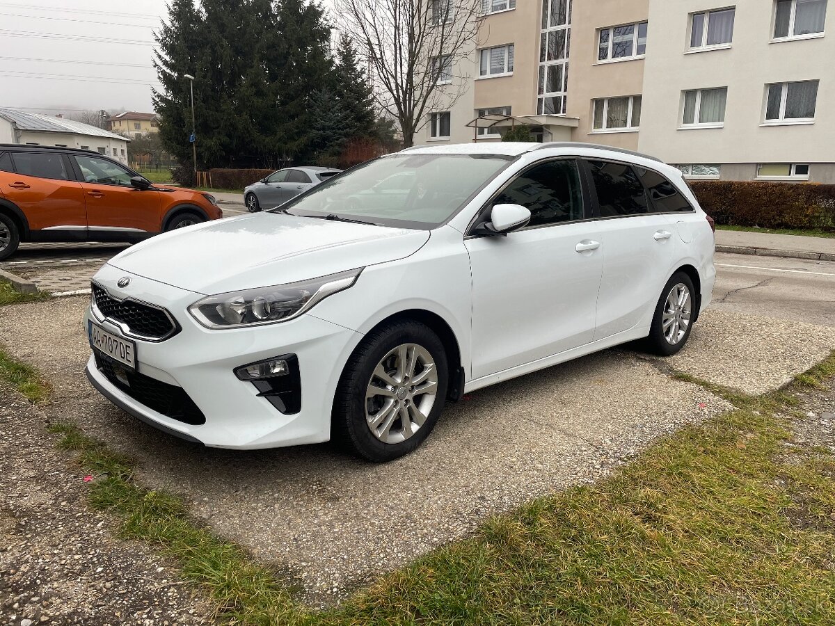 KIA CEED SW 1.4 T-GDI GOLD - 18
