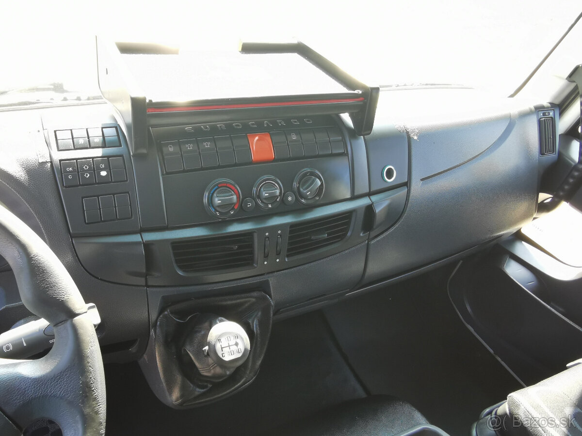 Prodám valník IVECO 150E32 E6 speciál pro přepravu kontej. - 18