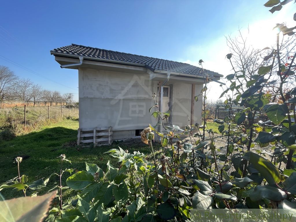 Rodinný dom na polosamote v obci Rastislavice– pokoj, tich - 18