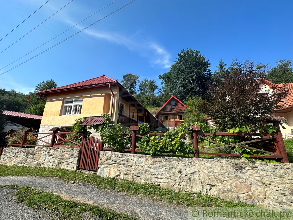 Chalupa v horskej obci Krokava - 18