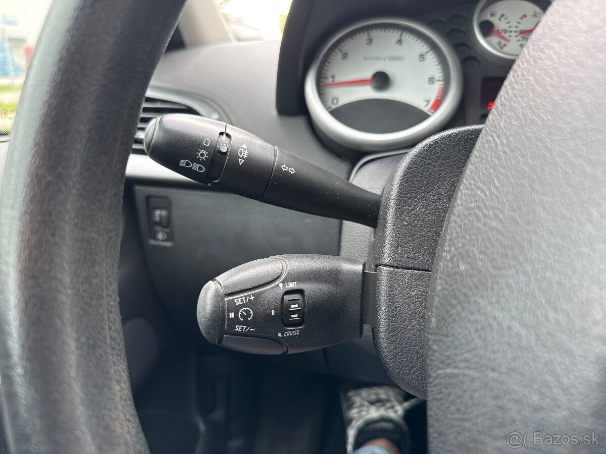 Peugeot 207 1.4i 16v Nová STK - 18