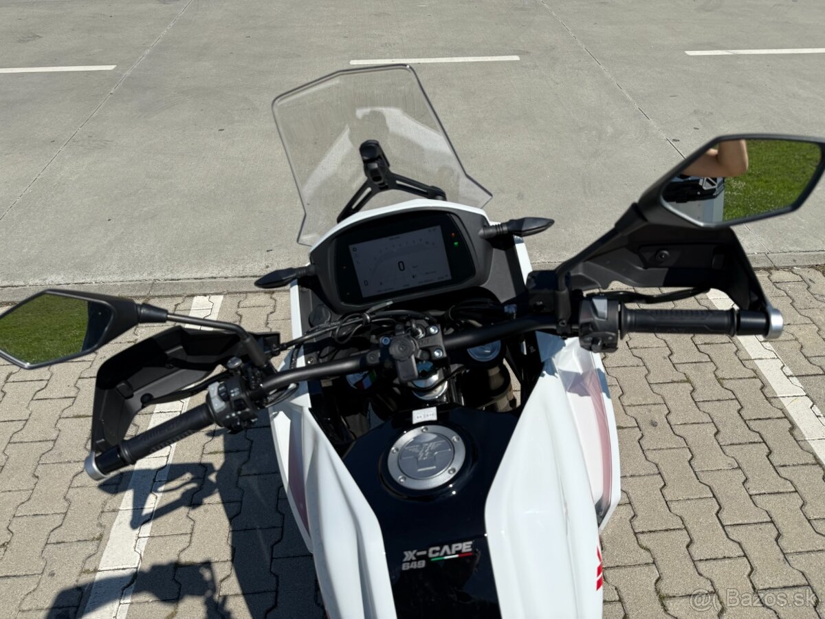 Moto Morini X-Cape 650 - 18