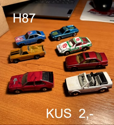 Predam Matchbox a hot wheels - 18