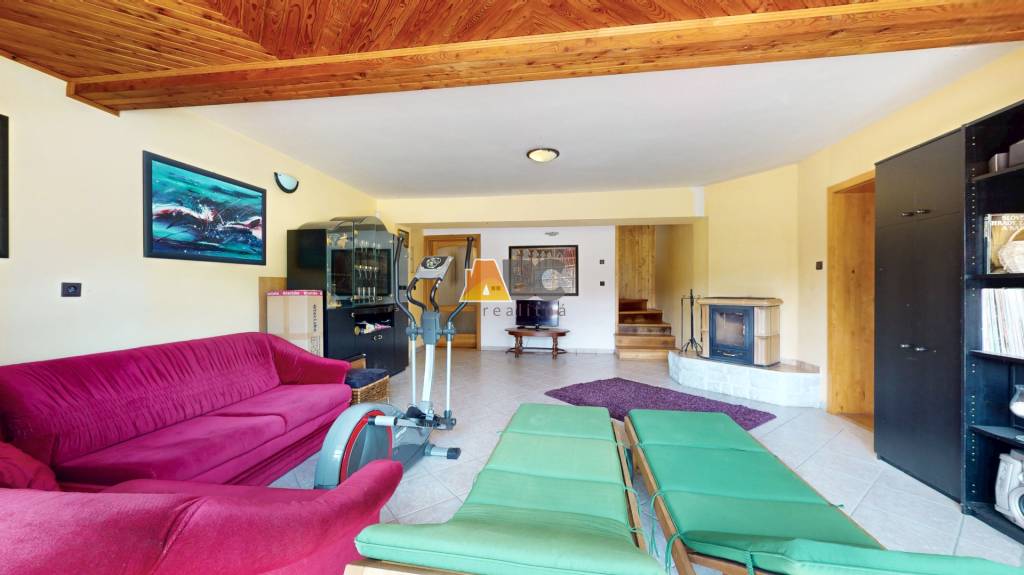 Na predaj Rodinný dom -rezort - Banská Bystrica 4500m2 - 18