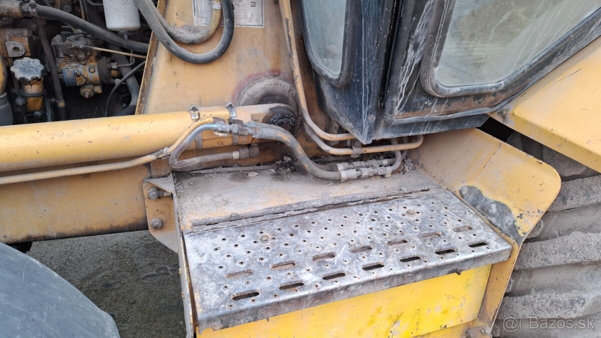 CATERPILLAR 428 B - 18