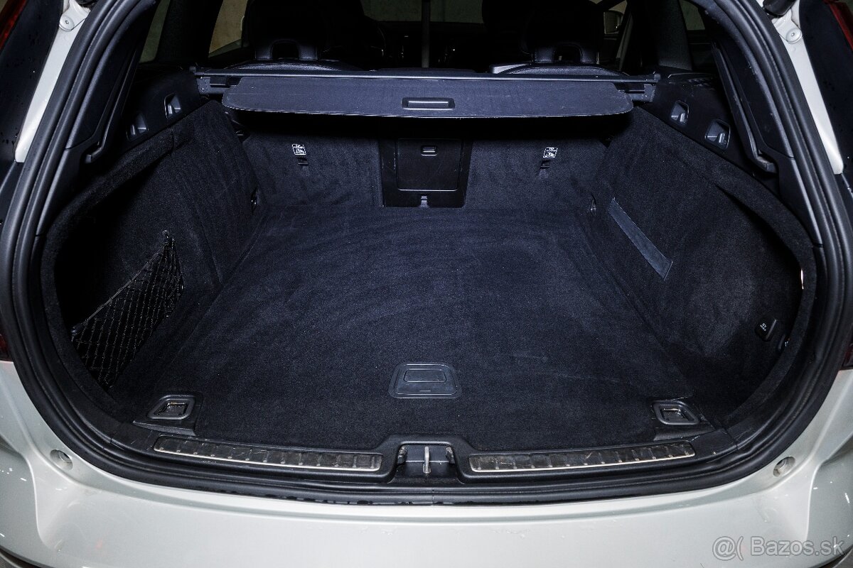 Volvo V60 CC AWD D4 diesel, ťažné, kamera, odpočet DPH - 18