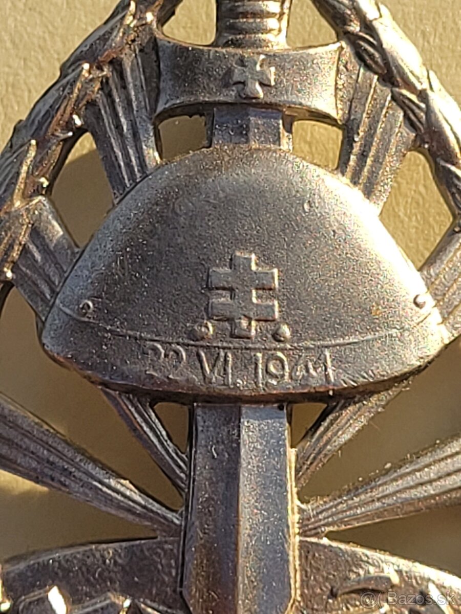 Odznak.vyznamenanie..tz. - 18