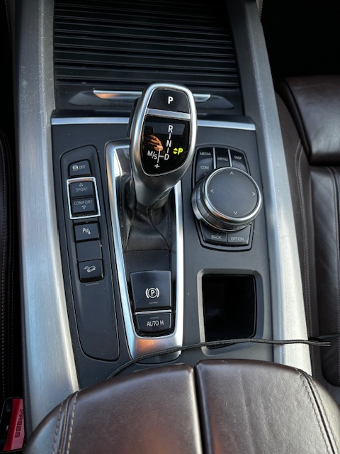 Predám BMW X5 4.0d 230kW - 18