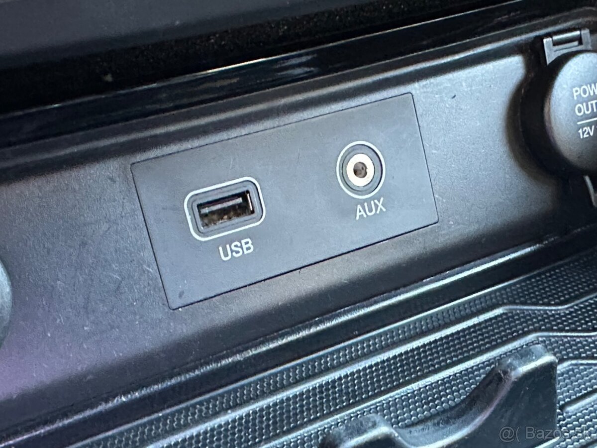 Ssangyong Rexton Premium 7 miest. - 18