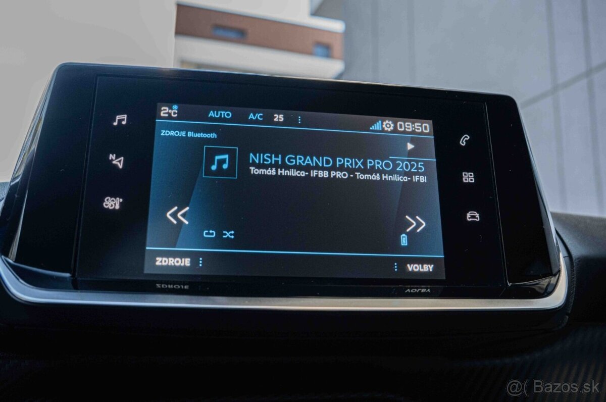 Peugeot 2008 1.2 PureTech 130 Allure Pack EAT8 - 18