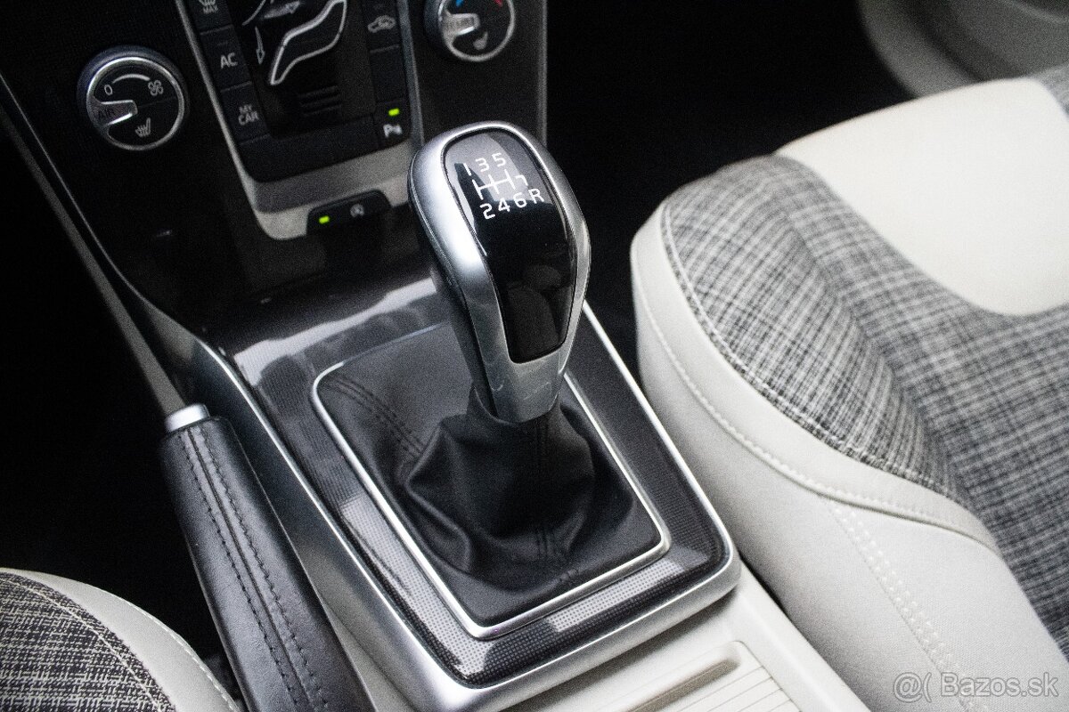 Volvo V40 T2 Drive-E 2.0, 90kW (2018) - 18