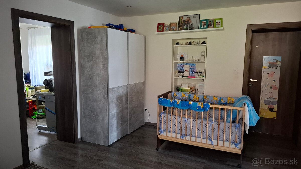 Na predaj slnečný a komfortný 4 izbový rodinný dom Senica. - 18