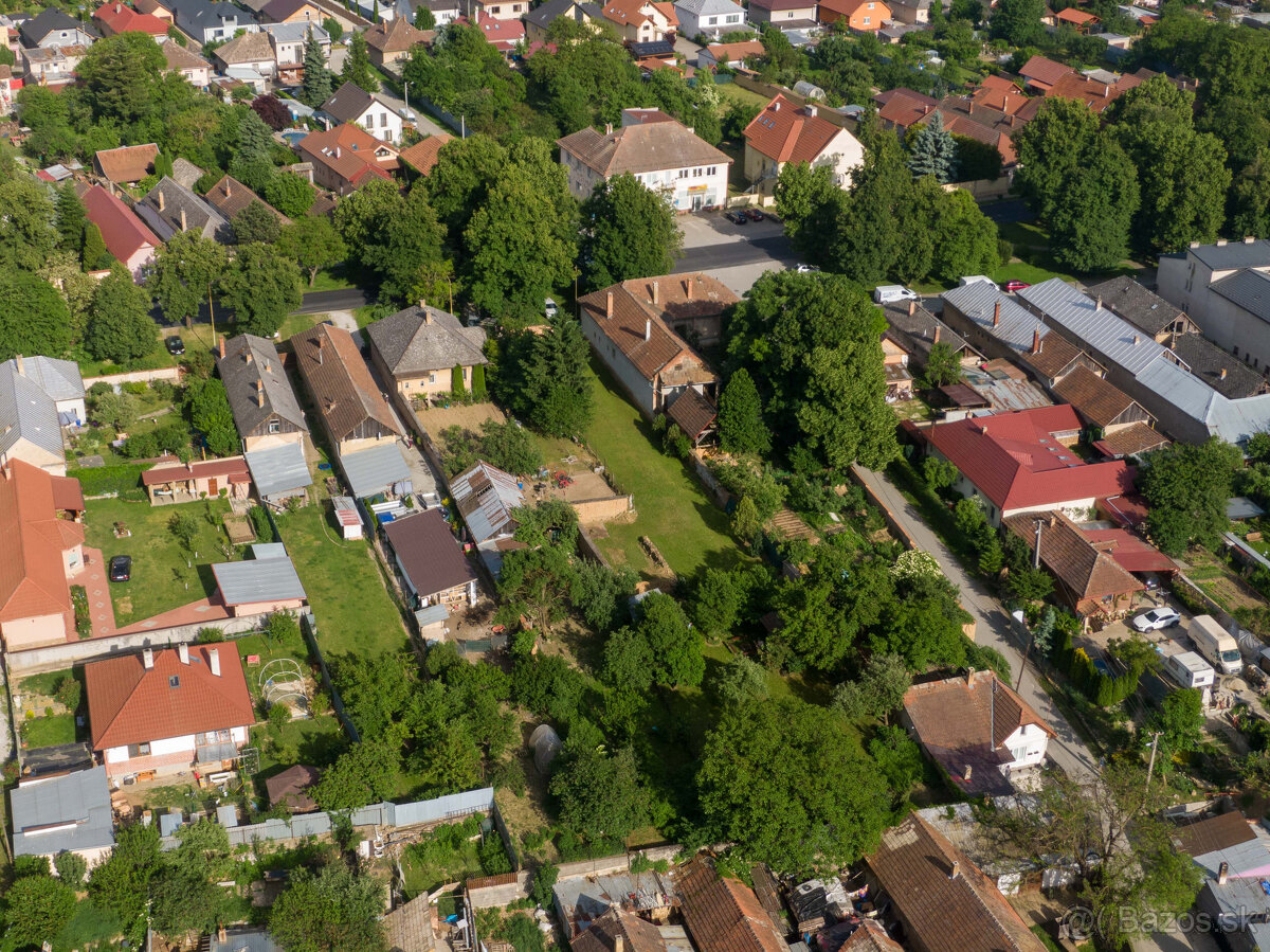 Rovinatý stavebný pozemok v centre | Moldava nad Bodvou - 18
