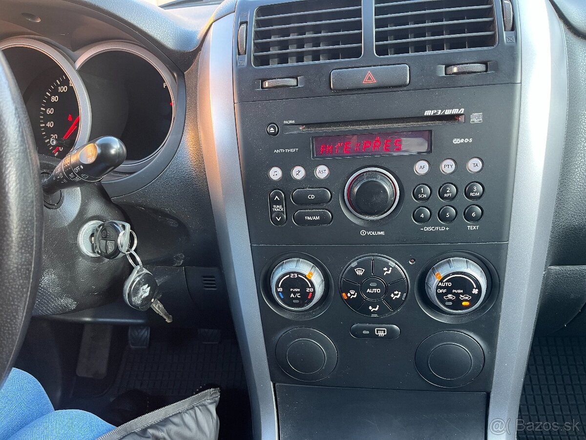 Suzuki Grand Vitara 1,6 VX 4x4 - 18