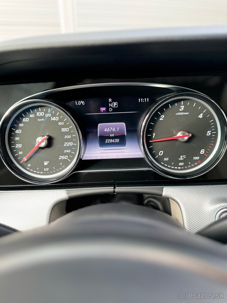 Mercedes E220 4matik - 18