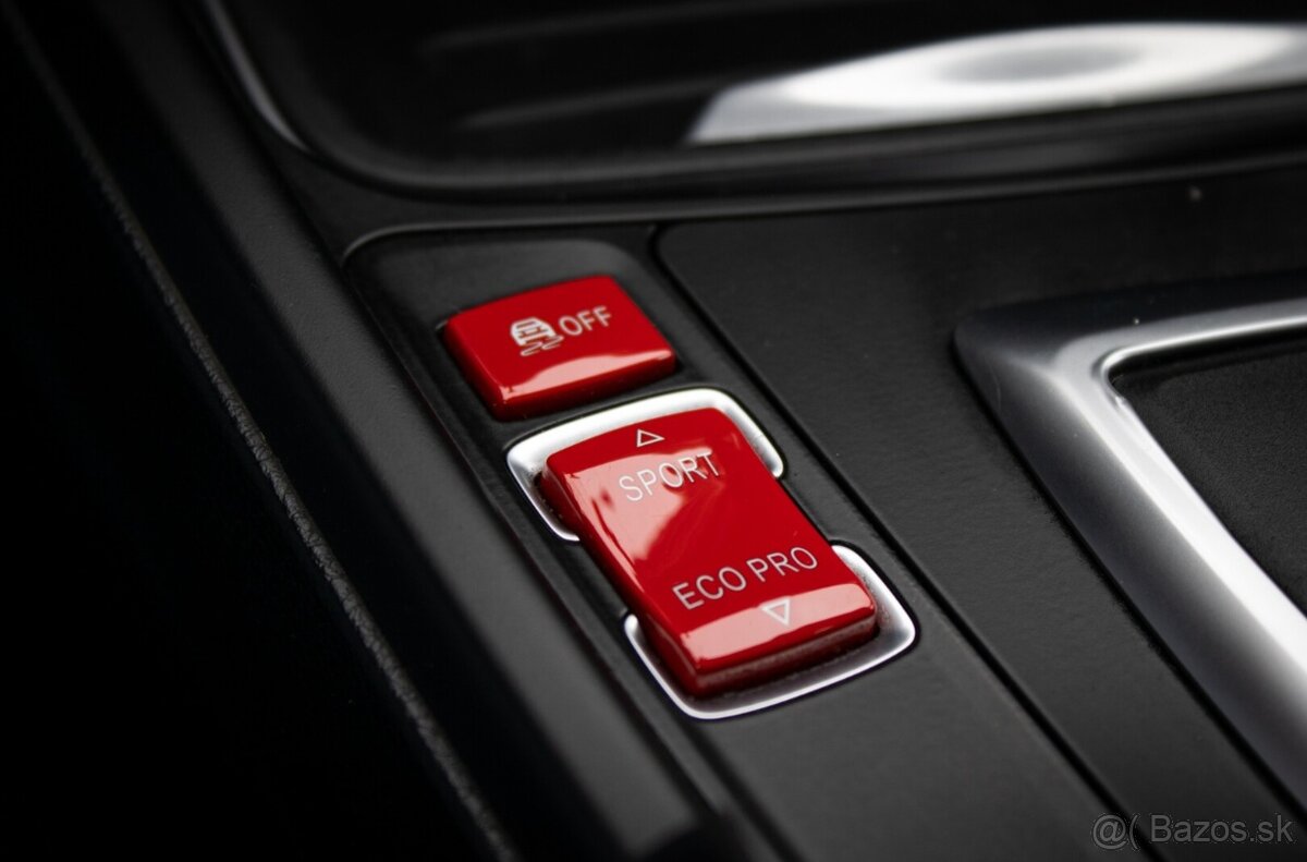 BMW rad 3 Touring 320d xDrive | Špičkový Servis | 4x4 - 18