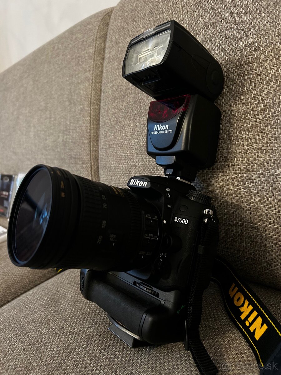 Nikon D7000 s bleskom Nikon SB-700 a príslušenstvom - 18