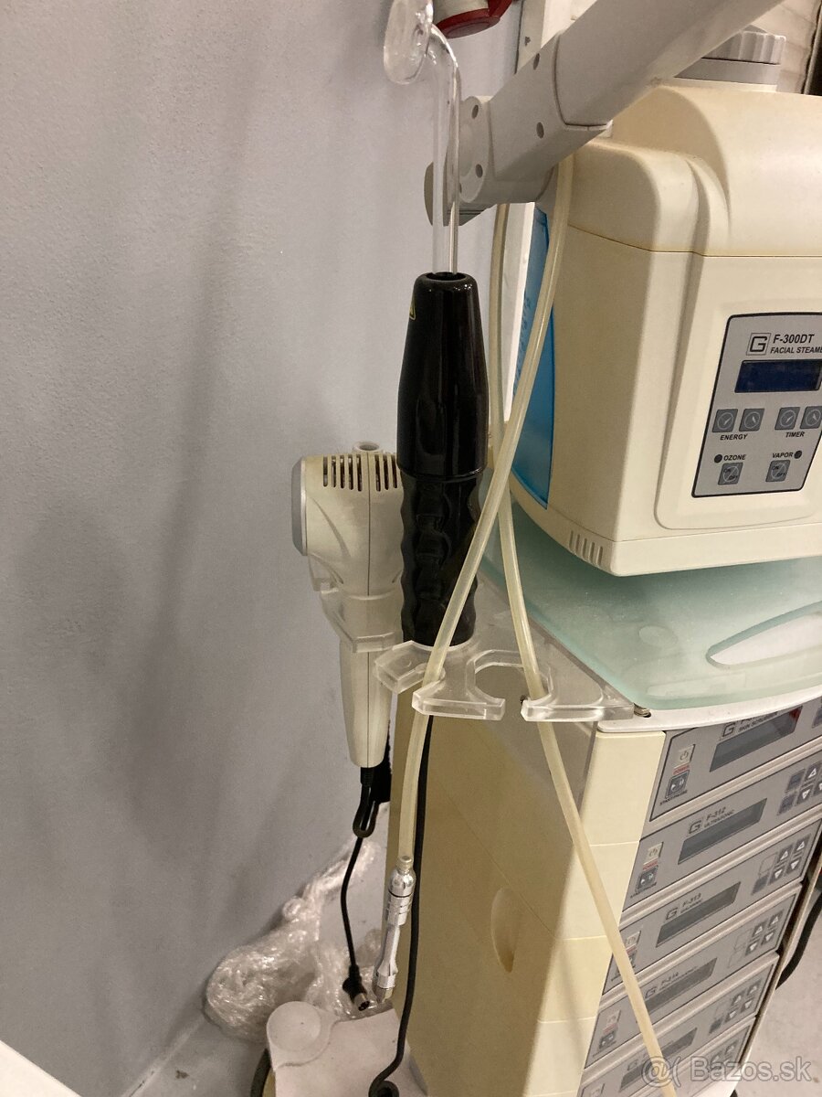 Vybavenie do salonu krásy - kontaktovať iba TELEFONICKY - 18