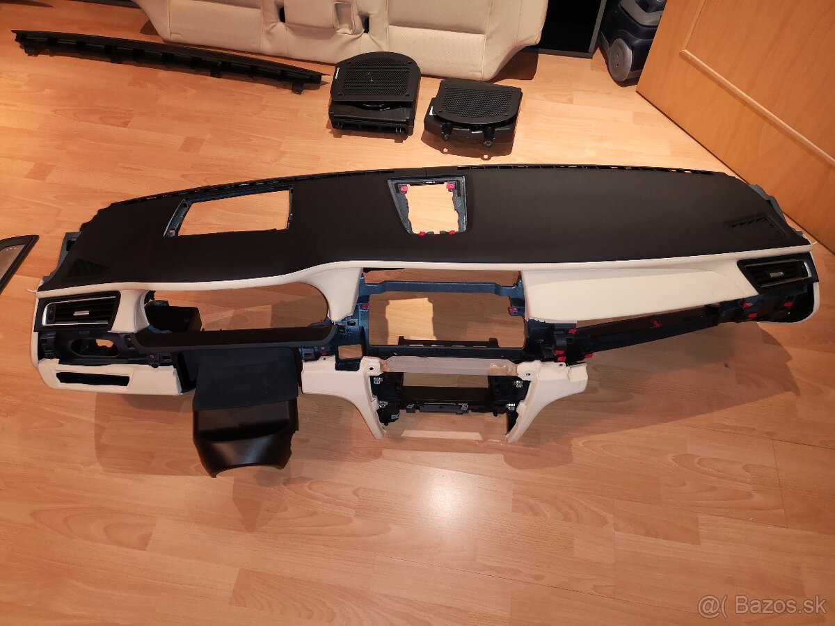 BMW F01 - 18
