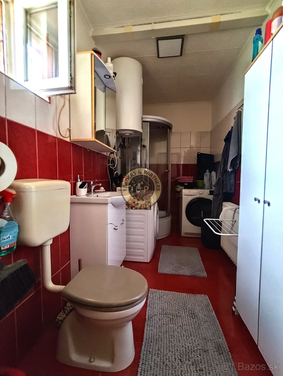 PREDAJ rodinný dom Ásvanyráró - 18