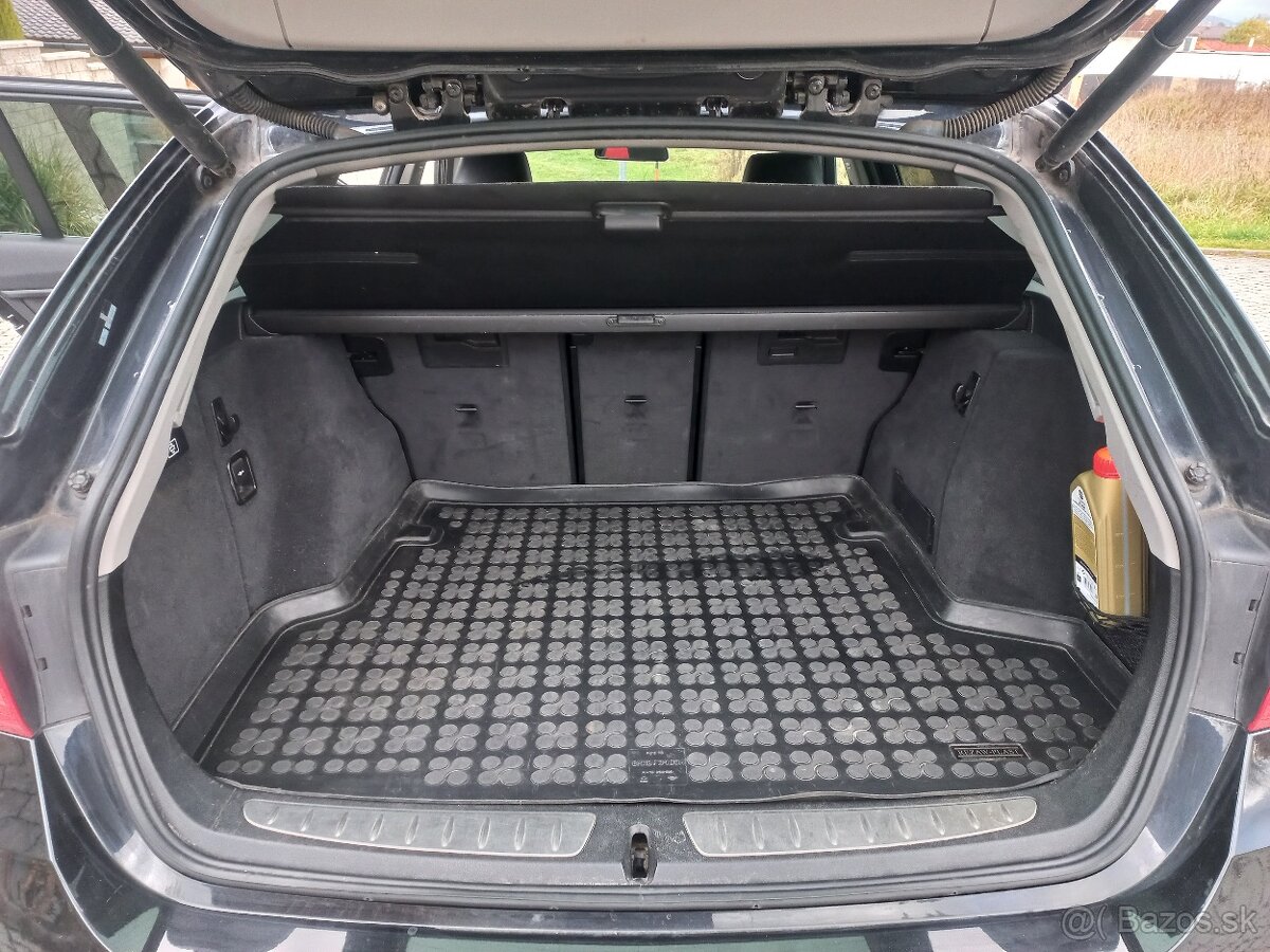 BMW 318d F31 TOURING AUTOMAT - 18