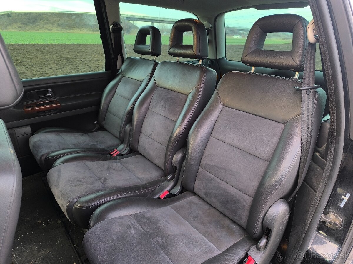 Seat Alhambra 2.0 TDi Reference _ 7 miest - 18