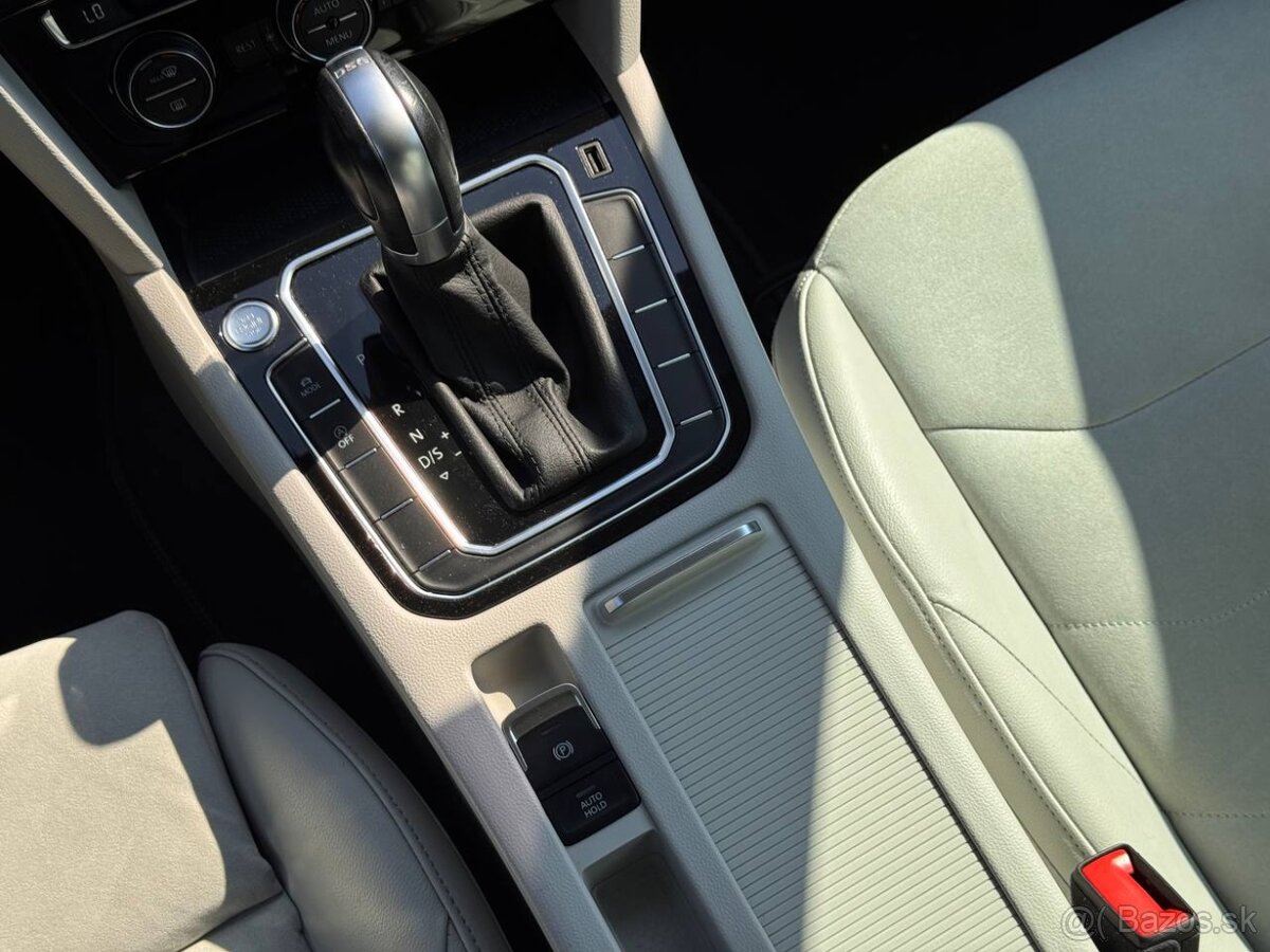 Volkswagen Arteon 1.5 TSI ELEGANCE DSG - 18