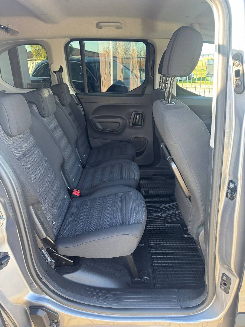 Opel Combo Life 1.2 Turbo Enjoy - 18