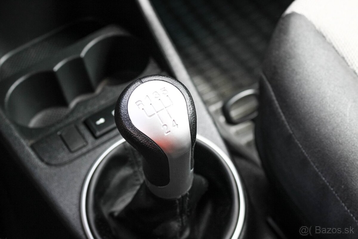 Škoda Fabia 1.2 HTP Ambiente - 18