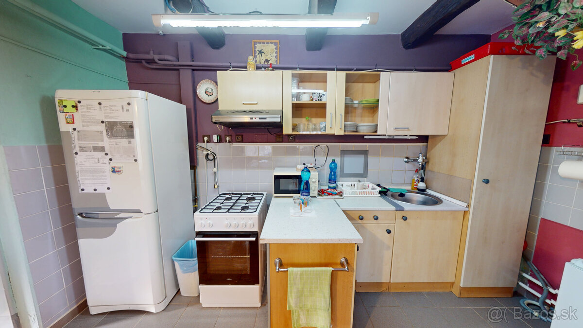 BartanusReality - Na predaj zaujímavý vidiecky, rodinný dom - 18