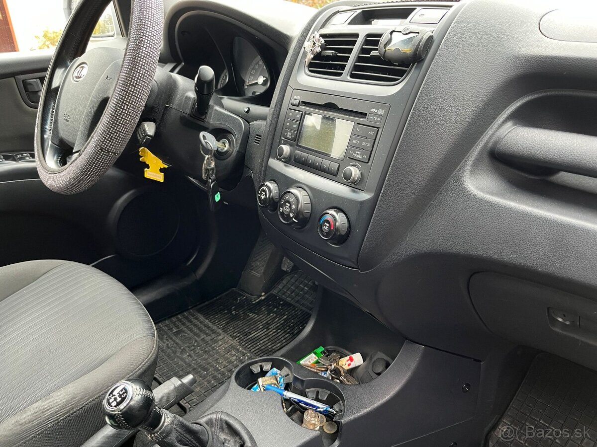 KIA Sportage 2.0 CVVT - 18