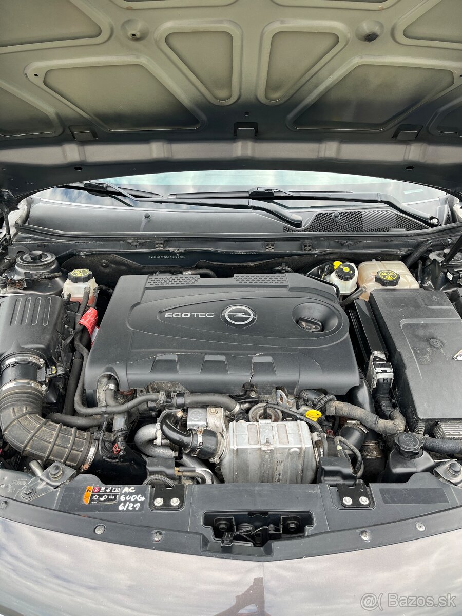 Opel Insignia 2.0 CDTI - 18